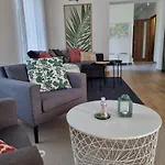 Ironhill Apartmanhaz