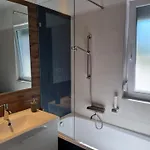 Ironhill Apartmanhaz 公寓