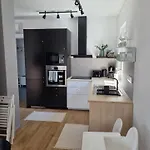 公寓 Ironhill Apartmanhaz 沃尼奥尔茨沃什海吉