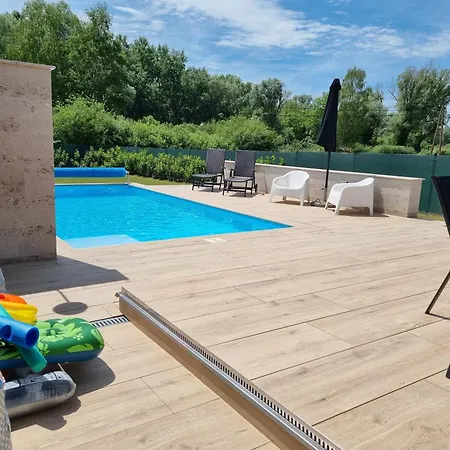 Ironhill Apartmanhaz Appartement *