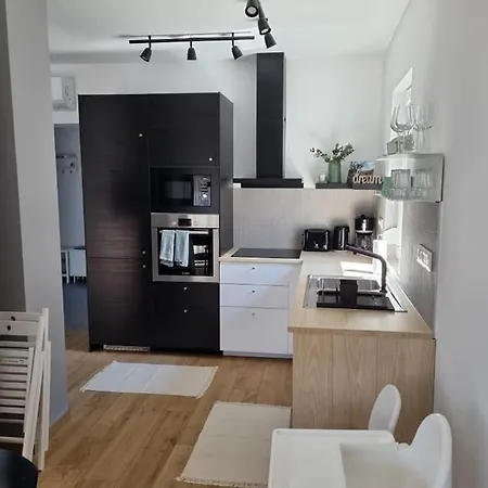 Διαμέρισμα Ironhill Apartmanhaz Vonyarcvashegy