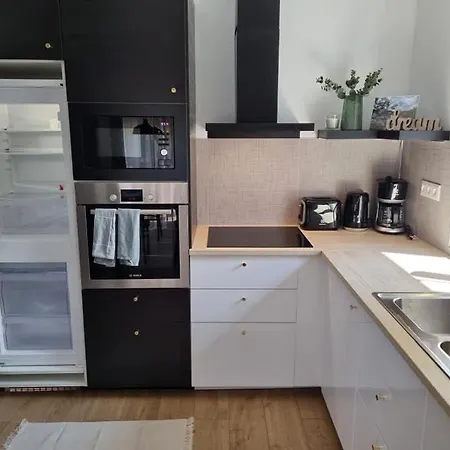 Ironhill Apartmanhaz Vonyarcvashegy