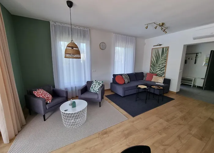 Ironhill Apartmanhaz Appartement *