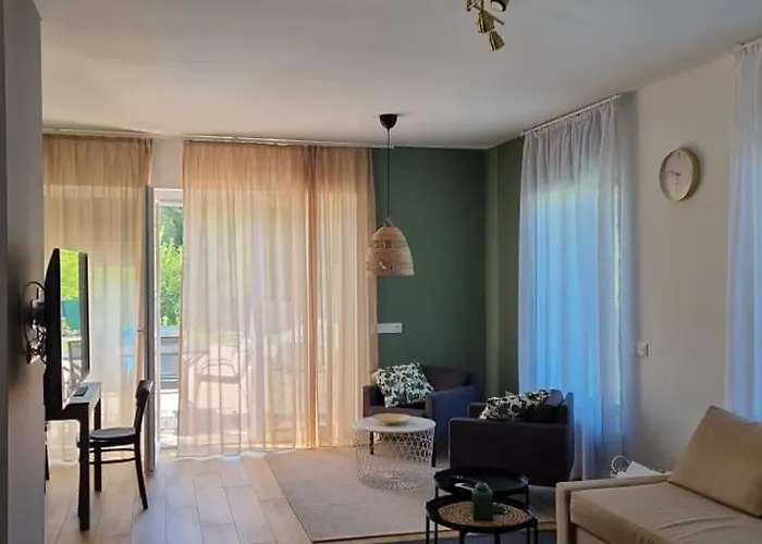 Appartement Ironhill Apartmanhaz